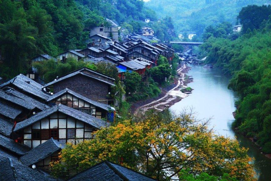 国网重庆彭水供电公司：点亮春运回家路